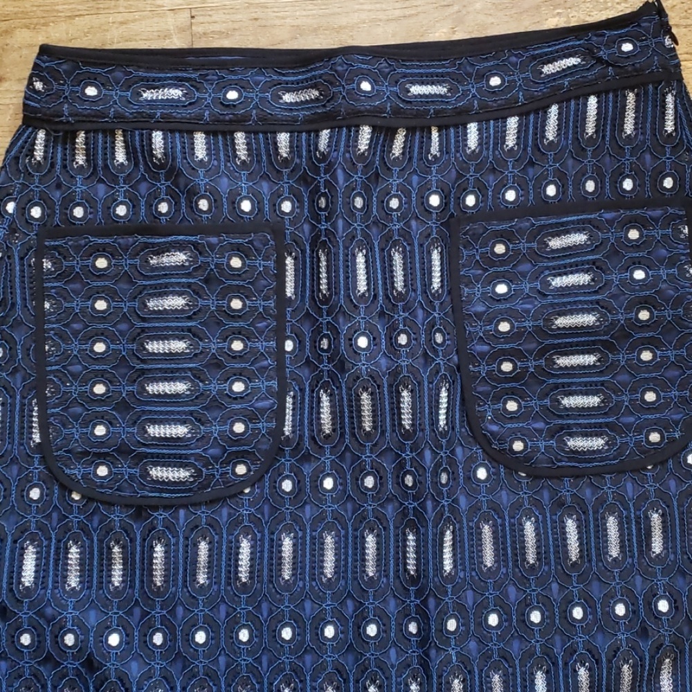 LOFT Skirt Size 10 - Picture 5 of 6